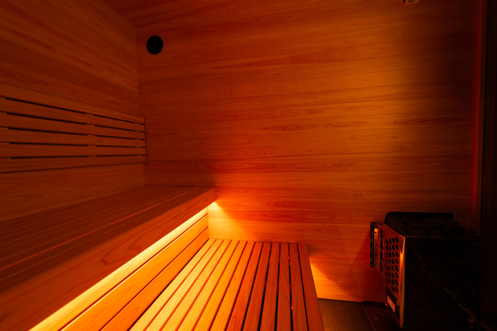 MORI SAUNA 屋外用前面ガラス国産サウナ