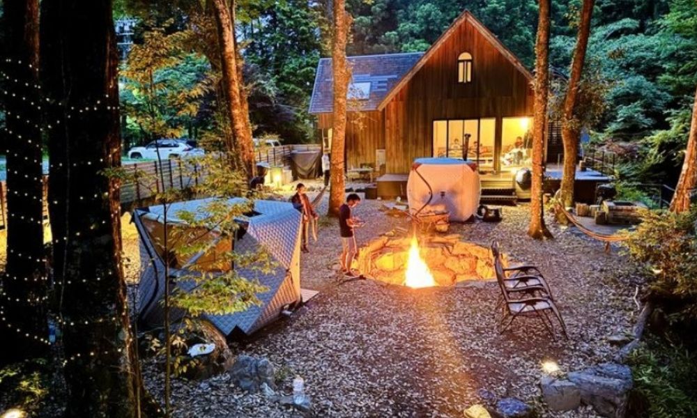 GOLDEN BACK barber & villa（いなべ市）