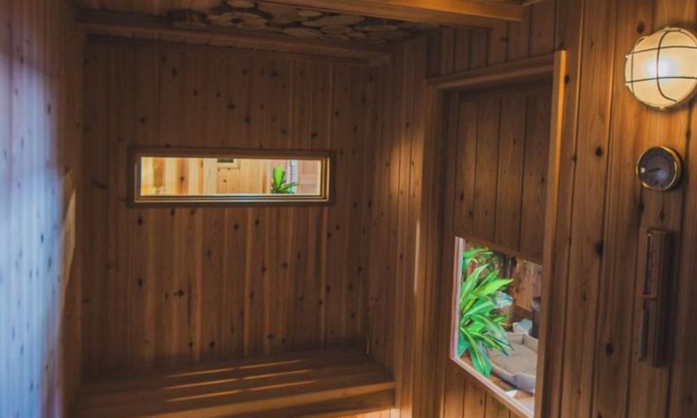 AKIYATO Sea Side 椿（佐渡市椿）