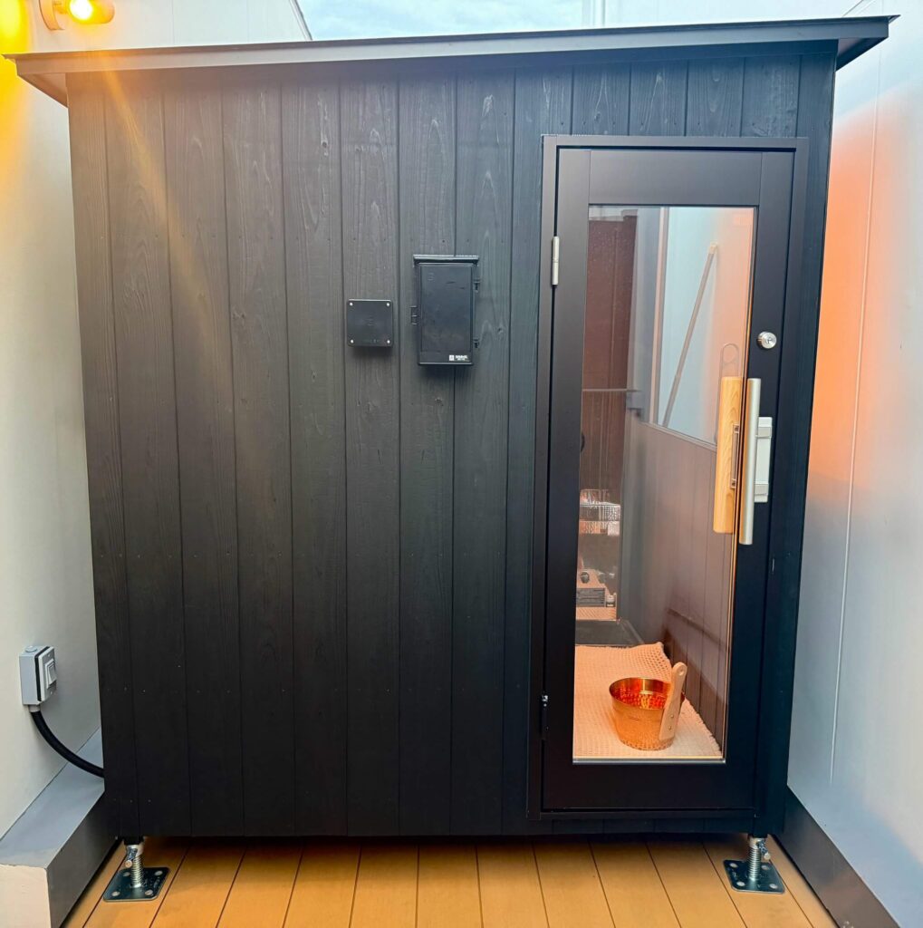MORI SAUNA 品川ショールーム 屋外用サウナ