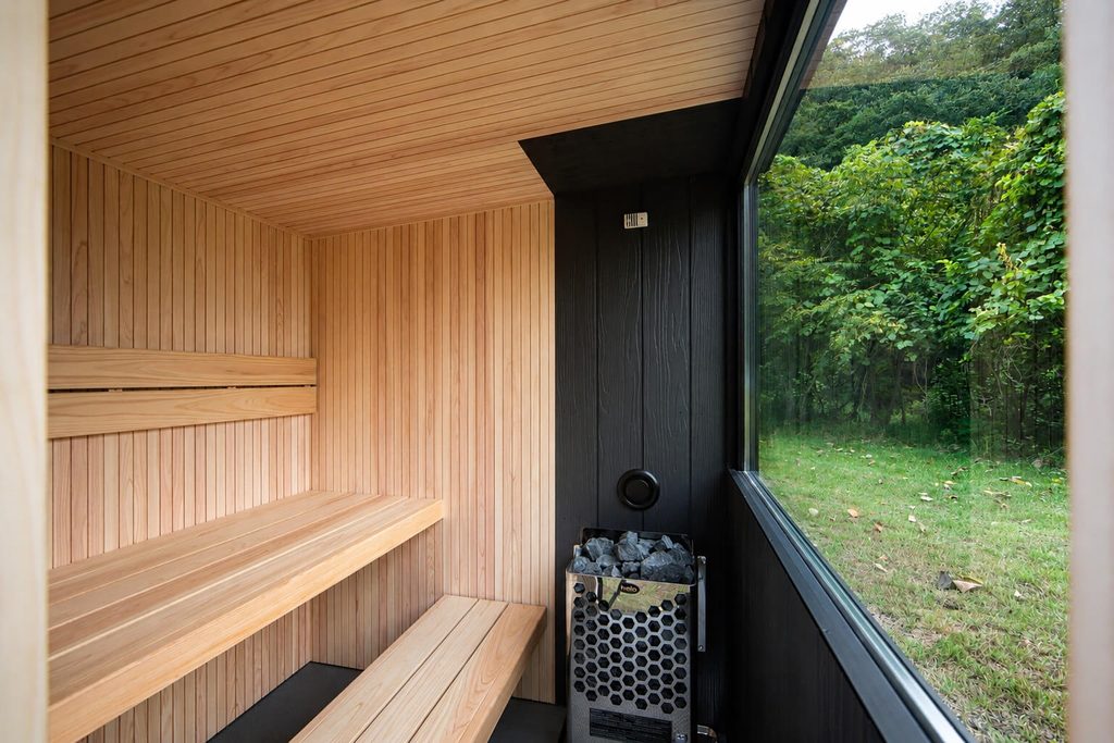 MORI SAUNA 品川ショールーム 屋外用サウナ