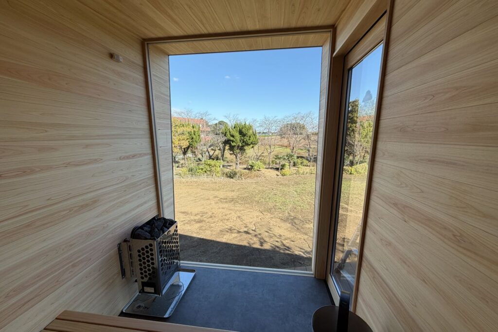 MORI SAUNA 屋外用サウナ 内装