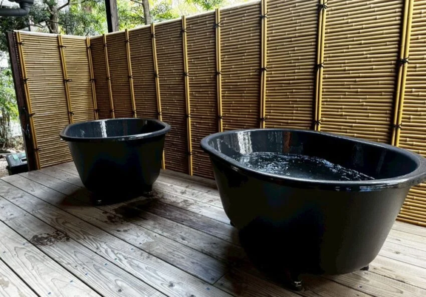 屋外サウナ　水風呂