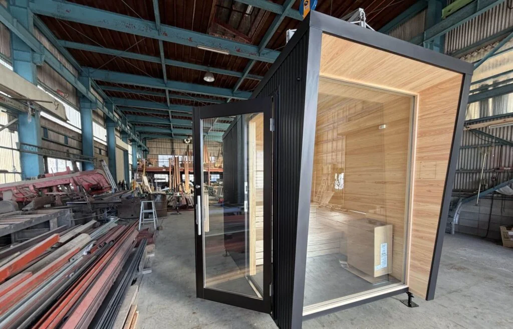 屋外用サウナ　製造工場