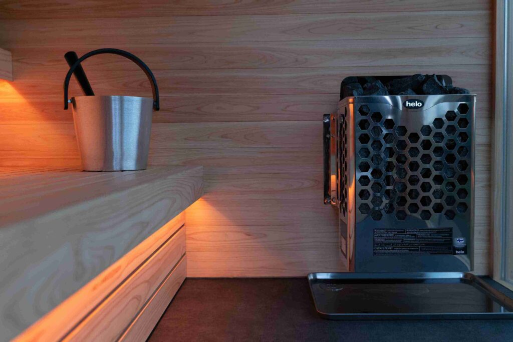 サウナ 電気ストーブ