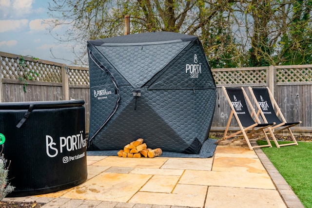 屋外サウナ　テントサウナ